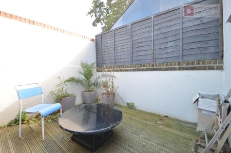 Studio to rent - Photo 5