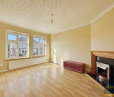 Howards Hill, NR27 9BL - Photo 1