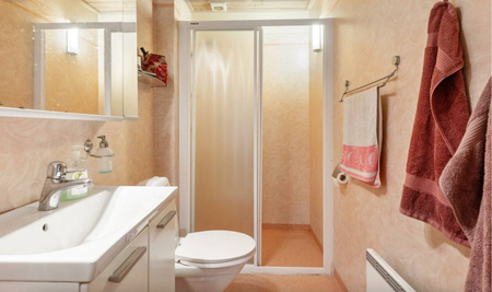 Badhusvägen, Hallstavik - Foto 2