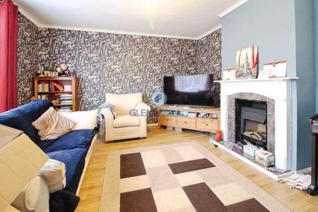 Doddsfield Road, Britwell, Slough, SL2 - Photo 2