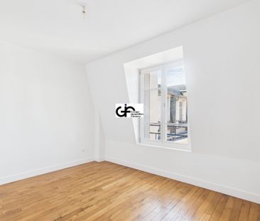 Location Appartement 2 pièces 41m² PARIS 16ème - Photo 5