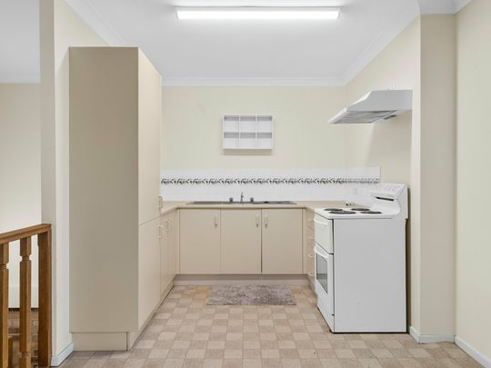 Spacious 2-Bedroom Unit - Photo 1