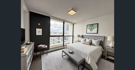 Oversized One Bedroom + STUDY at very convenient location! - Photo 4