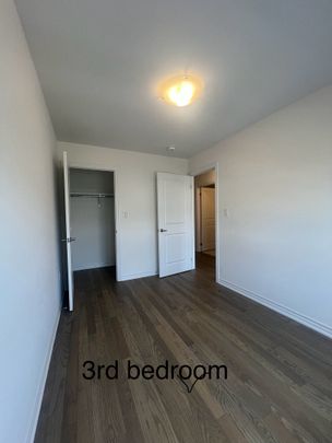 For Lease - 9 Imperial College Lane, Markham, Ontario - Photo 1