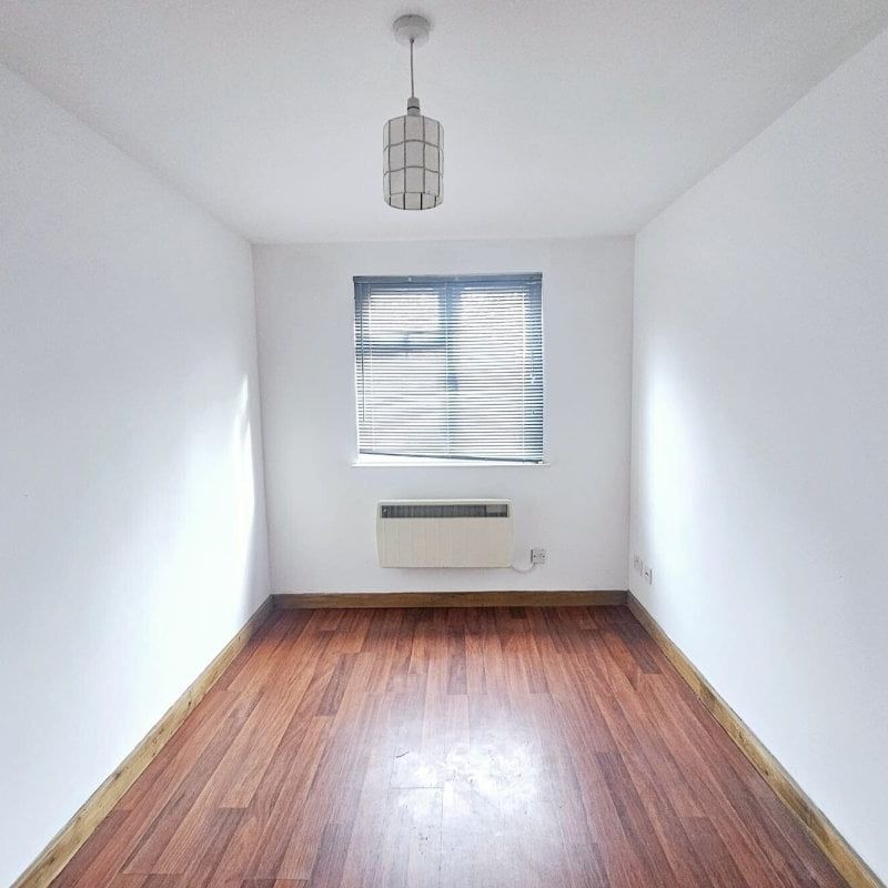 Rayners Gardens - Photo 1