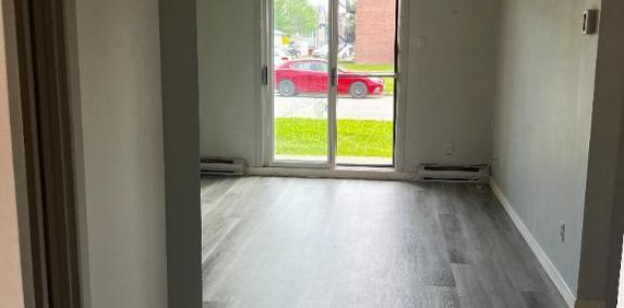Logement 4 1/2 a louer - Saint-Constant - Photo 2