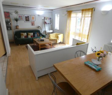 2 bedroom flat to rent - Photo 6