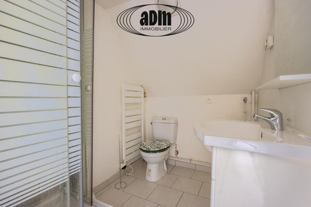 Location STUDIO - Photo 1