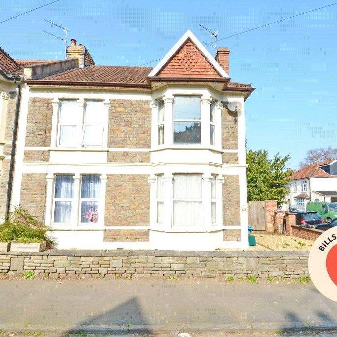 1 bedroom in a house share to rent - Photo 1