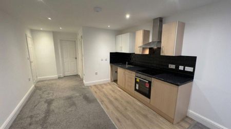 1 bedroom flat to rent - Photo 3