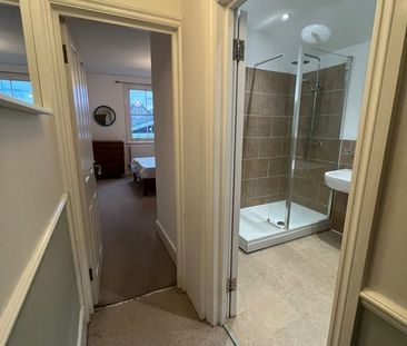 Room in a Shared House, Deptford Station, SE8 - Photo 2