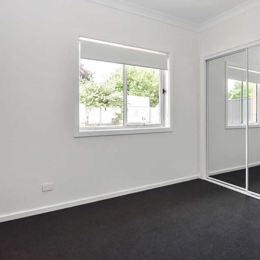 Spacious and Bright Family Home - Photo 1