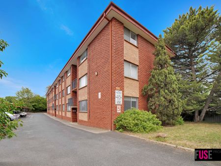 18 / 5 Young Street, Crestwood - Photo 2