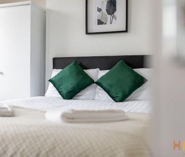4 bedroom terraced house to rent - Photo 6