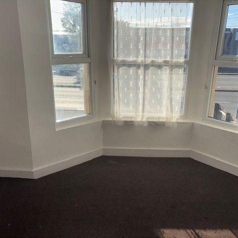 4 bedroom terraced house to rent - Photo 1