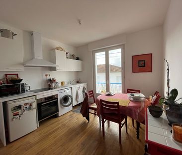 Location Appartement 3 pièces 53m² - Photo 3