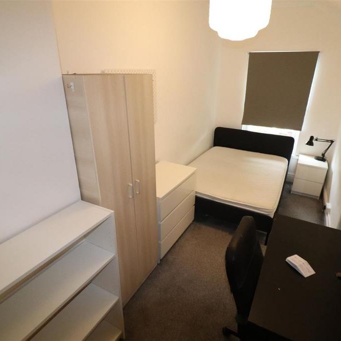 4 bedroom house share to rent - Photo 1