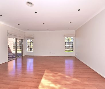 26 Trina Court, KEYSBOROUGH, VIC, 3173 - Photo 1