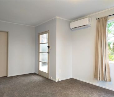 One Bedroom Johnsonville Flat For Rent - Photo 4