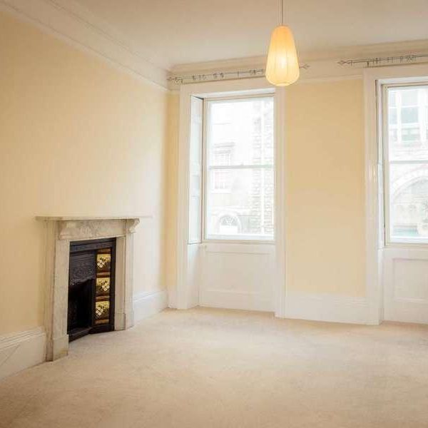 Bladud Buildings, Bath, BA1 - Photo 1