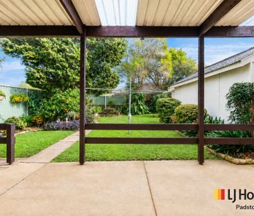 Well-Maintained Family Home in Convenient Padstow Location - Photo 6