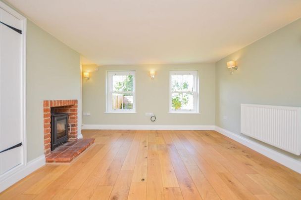 3 bedroom semi-detached house to rent - Photo 1