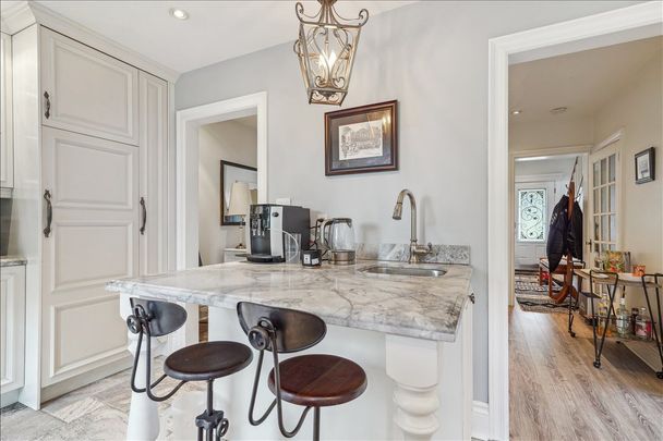 For Lease - 5 Milton Street, Toronto, Ontario - Photo 1