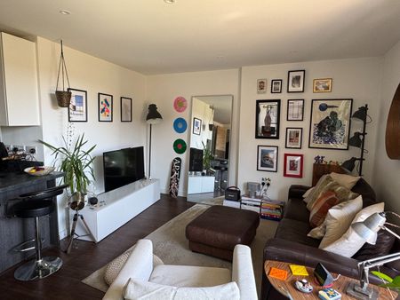 1 Bed Flat, Cleveley Court, SE16 - Photo 3