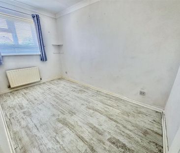 3 bedroom terraced house to rent - Photo 6