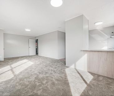 Newly renovated house in Weymouth! - Photo 5