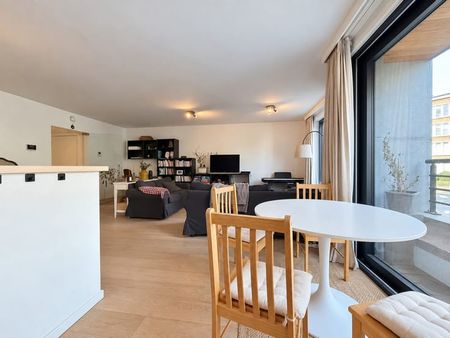 Appartement te huur - Photo 2