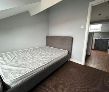 Apt 2, 121 Falls Road, Belfast, BT12 6AA - Photo 5