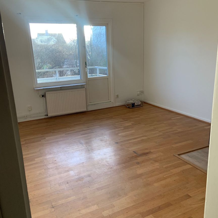 Ögontröstgatan 4C - Foto 1