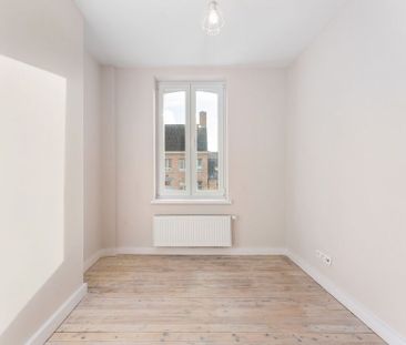 EERSTE BEZOEKDAG VOLZET! Prachtig afgewerkte woning met 3 slaapkame... - Photo 4