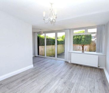 Ivy Close, Cruddas Park, Newcastle upon Tyne, Tyne and Wear, NE4 7DR - Photo 3