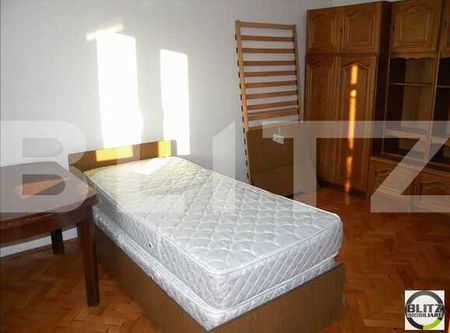 Apartament de inchiriat cu 2 camere 55 mp , cu balcon, zona Piata Mihai Viteazu - Photo 2