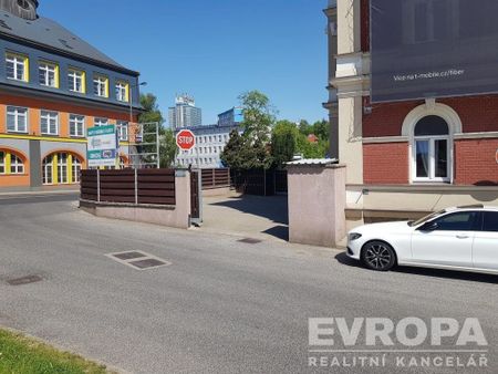 Pronájem bytu 5+kk 123 m2 - Fotografie 2