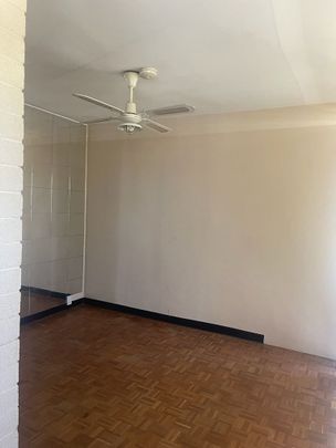 Low Maintenance Unit - Break Lease - Photo 1