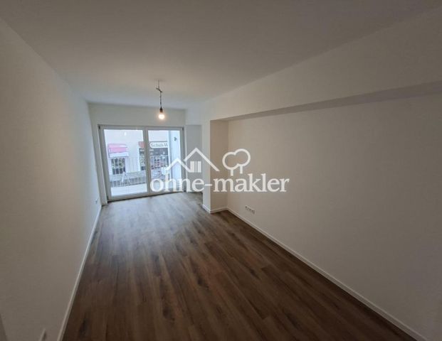 Erstbezug! 3 Zimmer Wohnung, Einbauküche, Tageslichtbad (Badewanne), Gäste WC, Balkon, Stellplatz - Photo 1