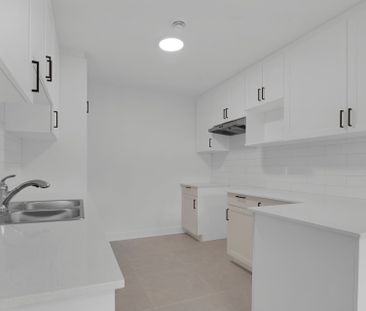 Rue Cousineau, H7G 3J3, Laval - Photo 2