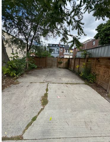 For Lease - 1577 Bloor Street Unit# 1, Toronto, Ontario - Photo 3