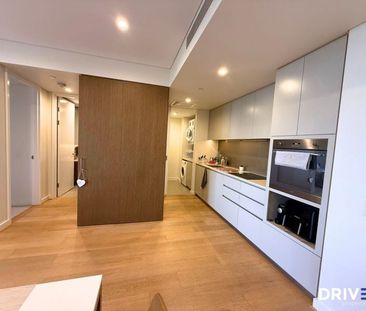 Chic 1-Bedroom Riverside Apartment! - Photo 4