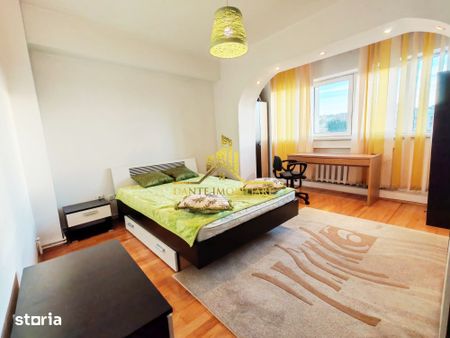 3 camere, decomandat, modern, balcon, zona Centrala, Pta Cipariu - Photo 2