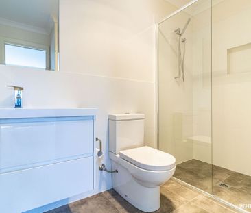 76B Chuculba Crescent, Giralang - Photo 6