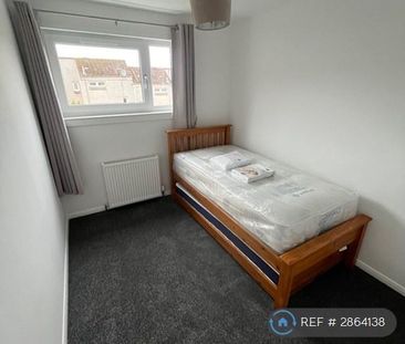 4 bedroom detached house to rent - Photo 6