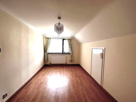 Y Llwyn, Coedcae, Llanelli, SA15 1JT - Photo 2