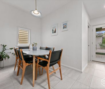 Timeless Character Meets First-Class Family Living - Premium Renova... - Photo 4