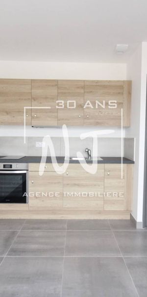 APPARTEMENT A LOUER SAINT BARTHELEMY D'ANJOU 49124 T1 BIS - Photo 1