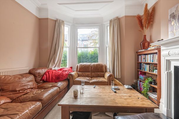 Englewood Road, Balham, SW12 - Photo 1