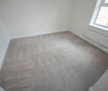 Lincoln Drive, Houlton, Rugby, CV23 - Photo 2